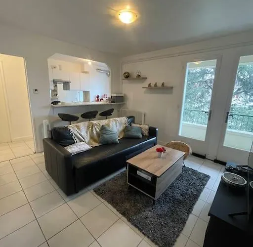 Apartment 2 Parking Draps Et Serviettes Non Fournies Agen